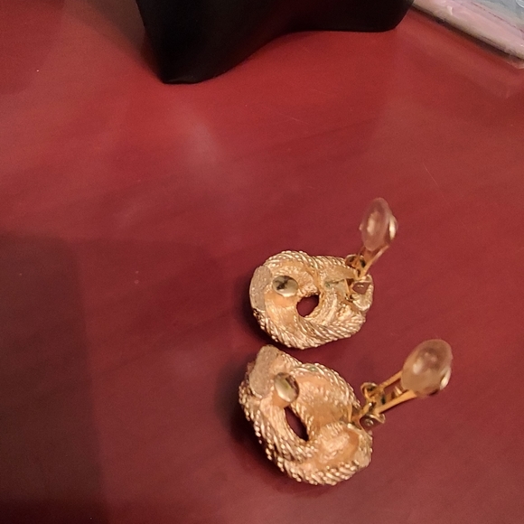 Dior vintage clip on earrings - Picture 4 of 8